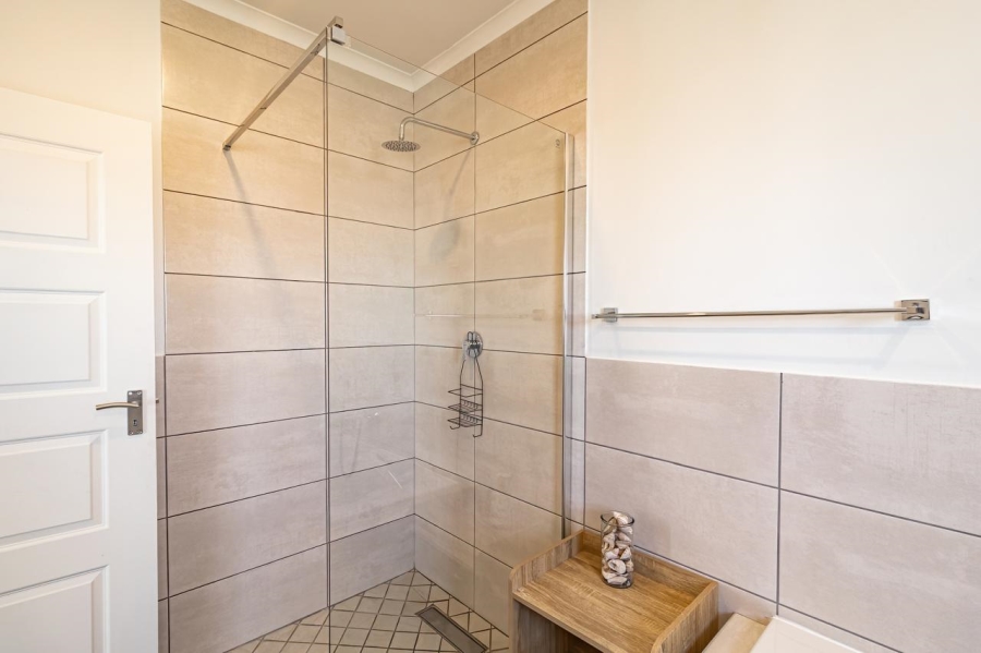 3 Bedroom Property for Sale in Steenbergs Cove Western Cape